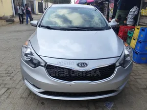 Kia Cerato 2016 Silver