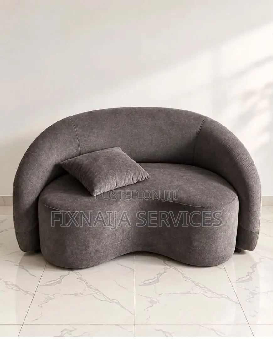 Curve Couch