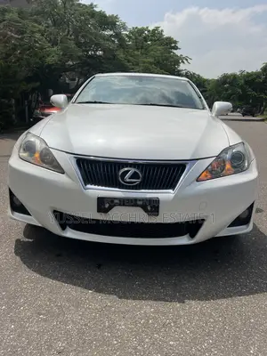 Lexus IS 250 AWD Automatic 2011 White