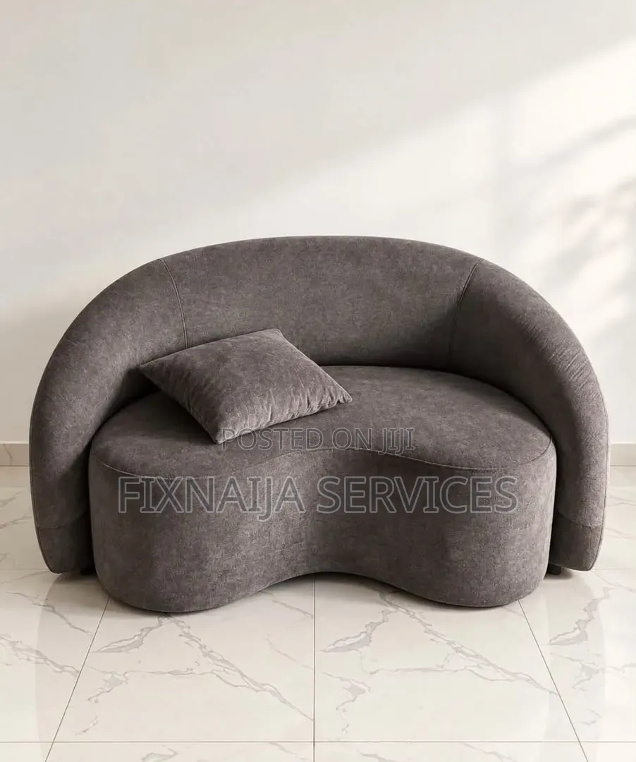 Curve Couch