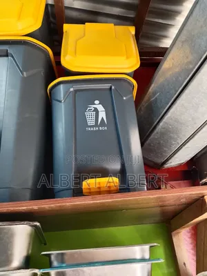 15 Litres Pedal Waste Bin, Dustbin