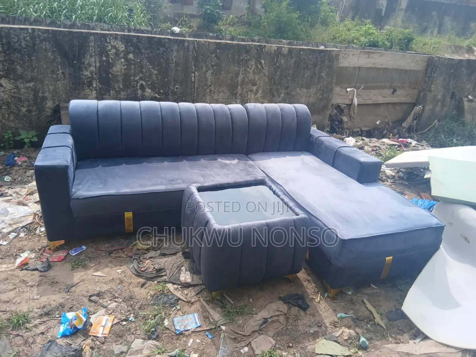 Portable L- Shaped Sofa With Center Table