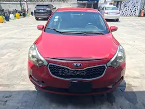 Kia Cerato 2014 Red