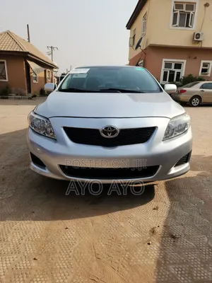 Toyota Corolla 2009 Silver