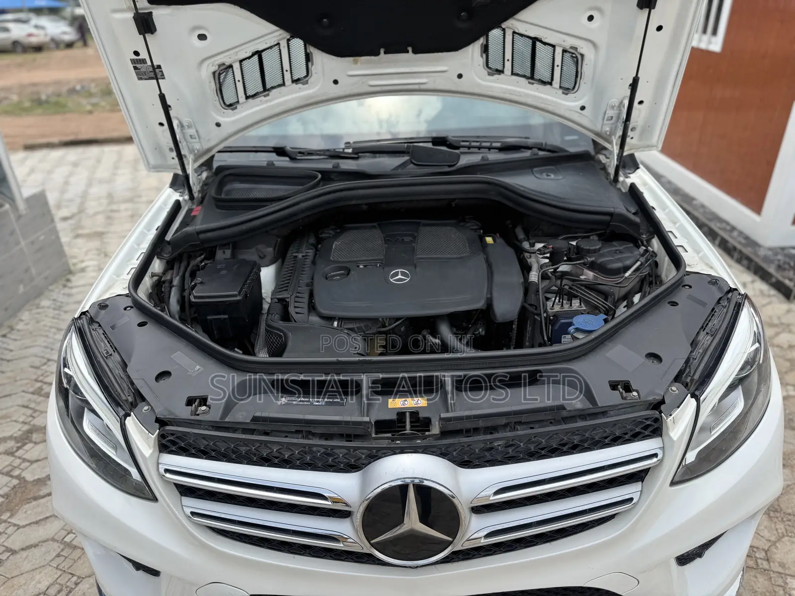 Mercedes-Benz GLE-Class 2017 White
