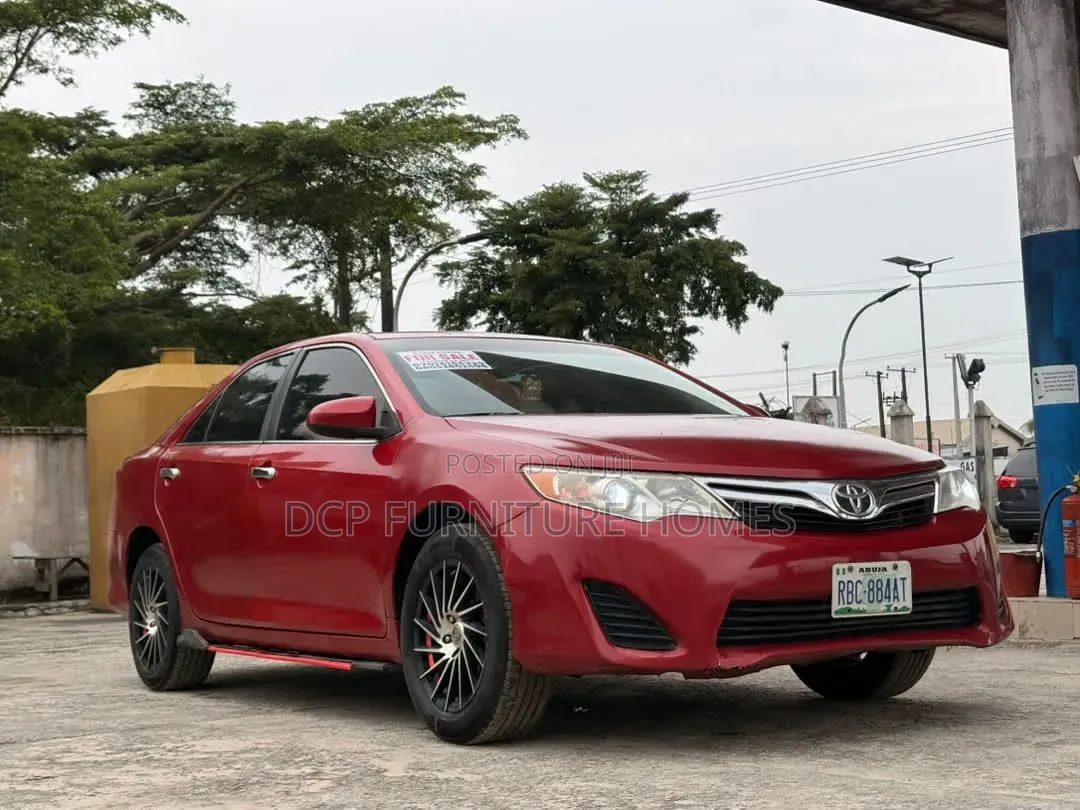 Toyota Camry 2012 Red