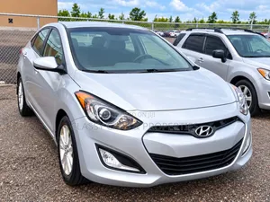 Hyundai Elantra Sport 4dr Sedan (2.0L 4cyl 6A) 2014 Silver