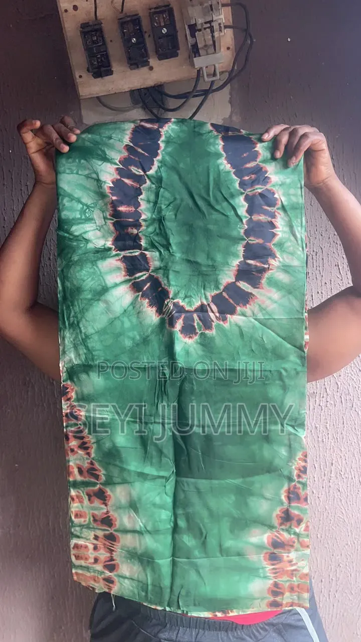 Kampalas Creepe and Silk