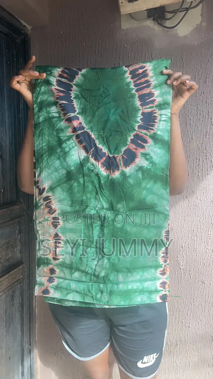 Kampalas Creepe and Silk