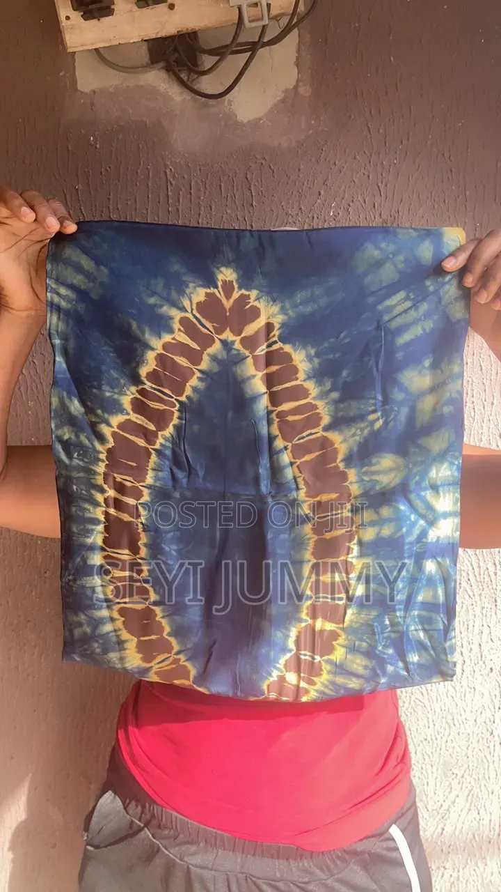 Kampalas Creepe and Silk