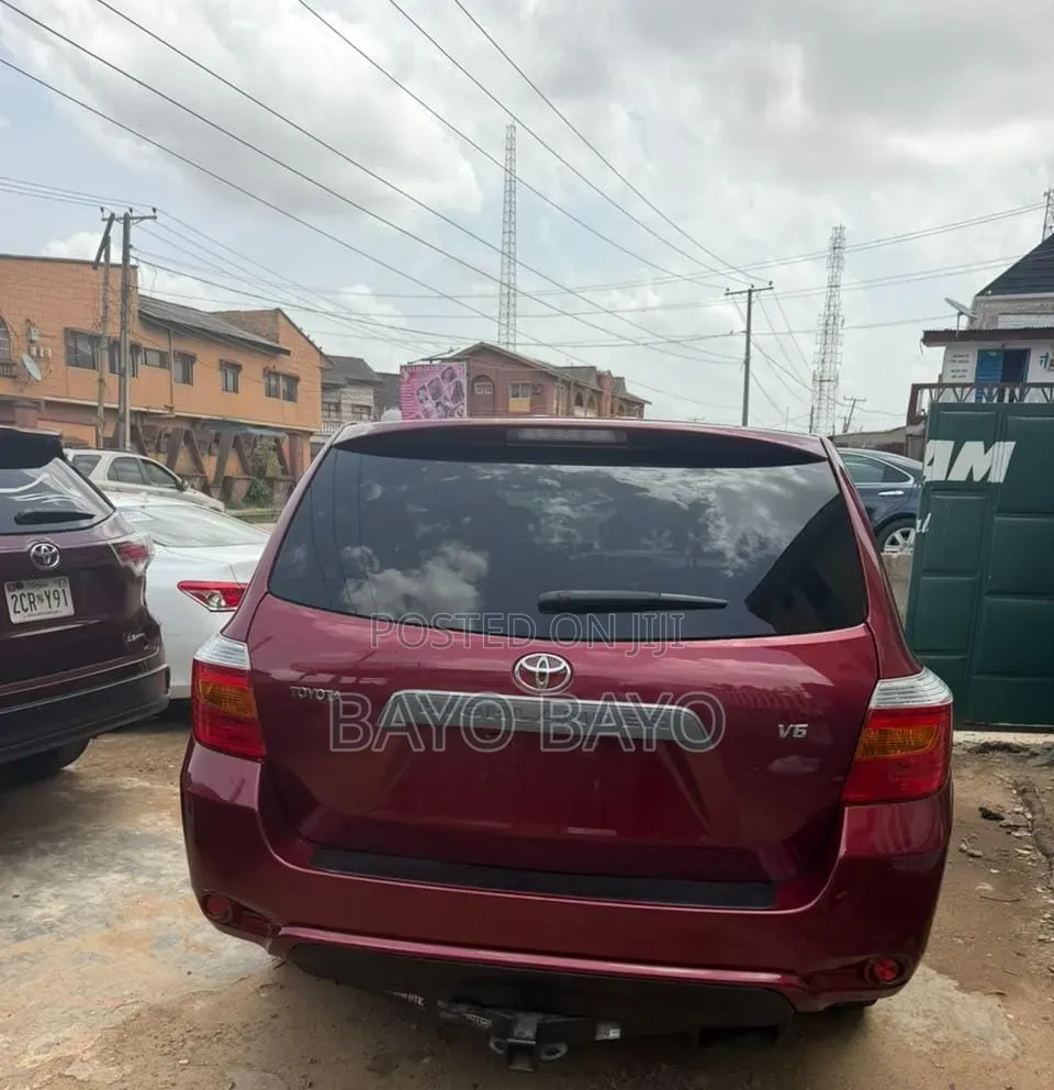 Toyota Highlander 2010 Red