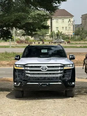 New Toyota Land Cruiser 2025 Black