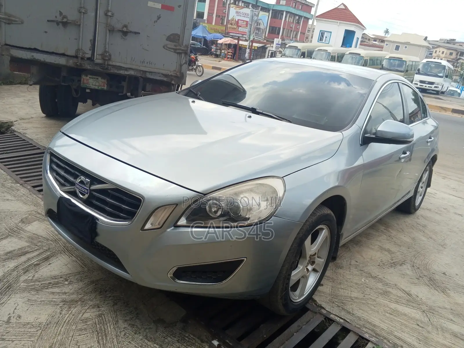 Volvo S60 2013 Silver