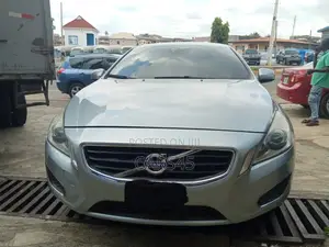 Volvo S60 2013 Silver