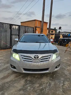 Toyota Camry 2009 Silver