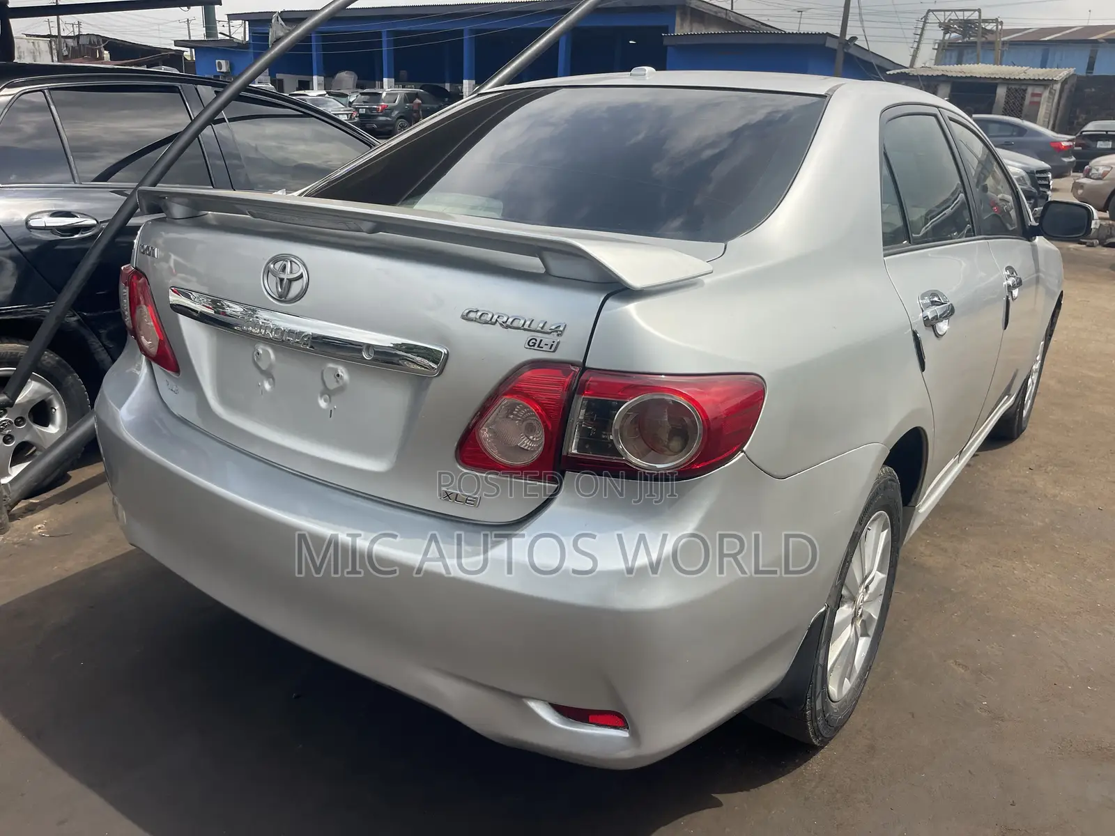 Toyota Corolla 2010 Silver