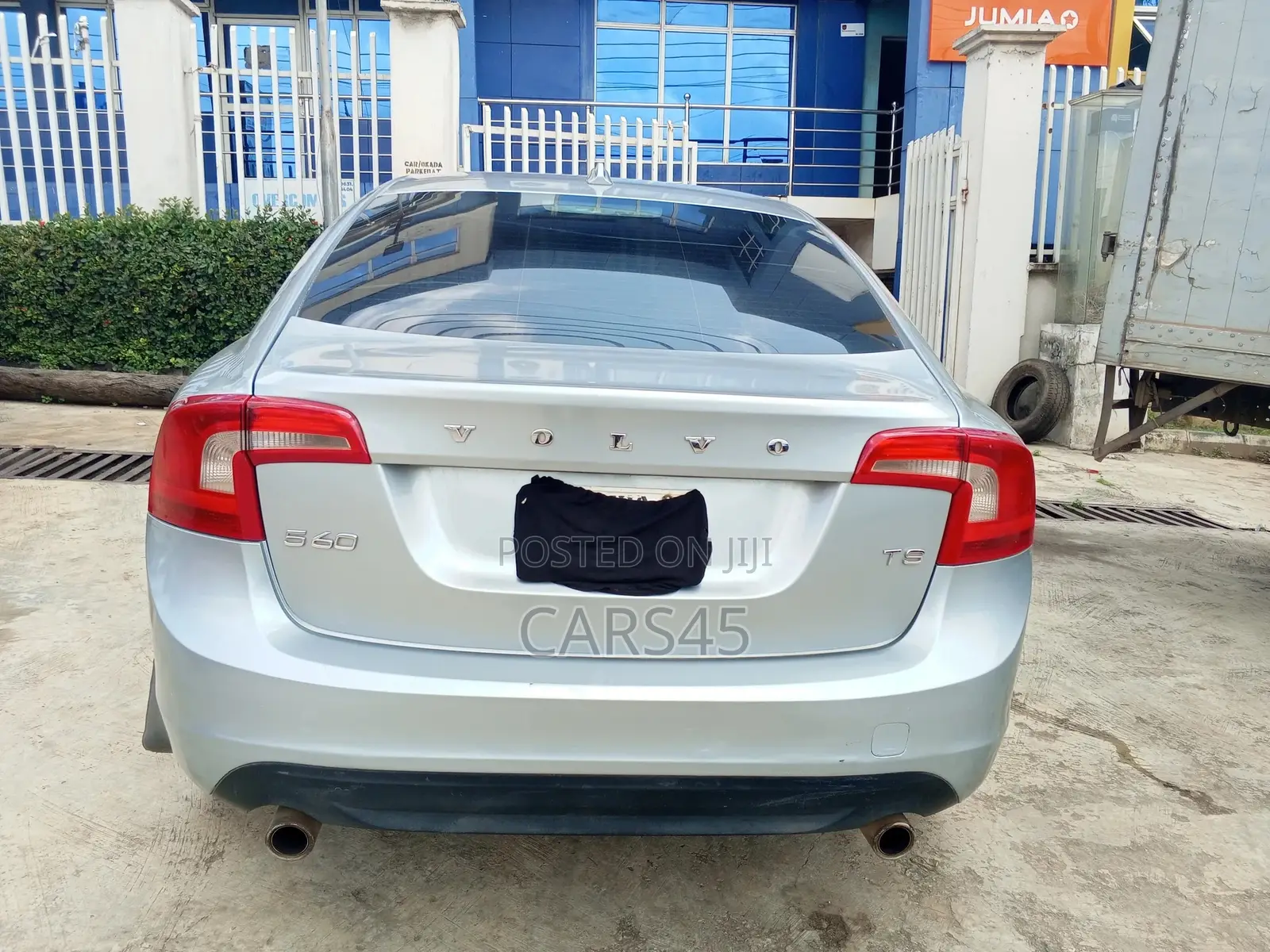 Volvo S60 2013 Silver