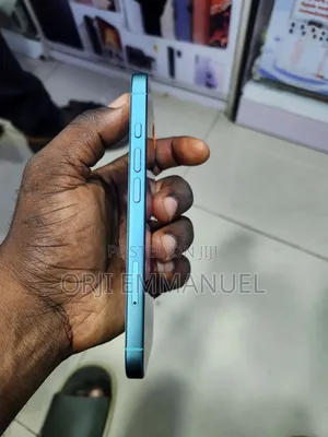 Apple iPhone 16 128 GB Blue