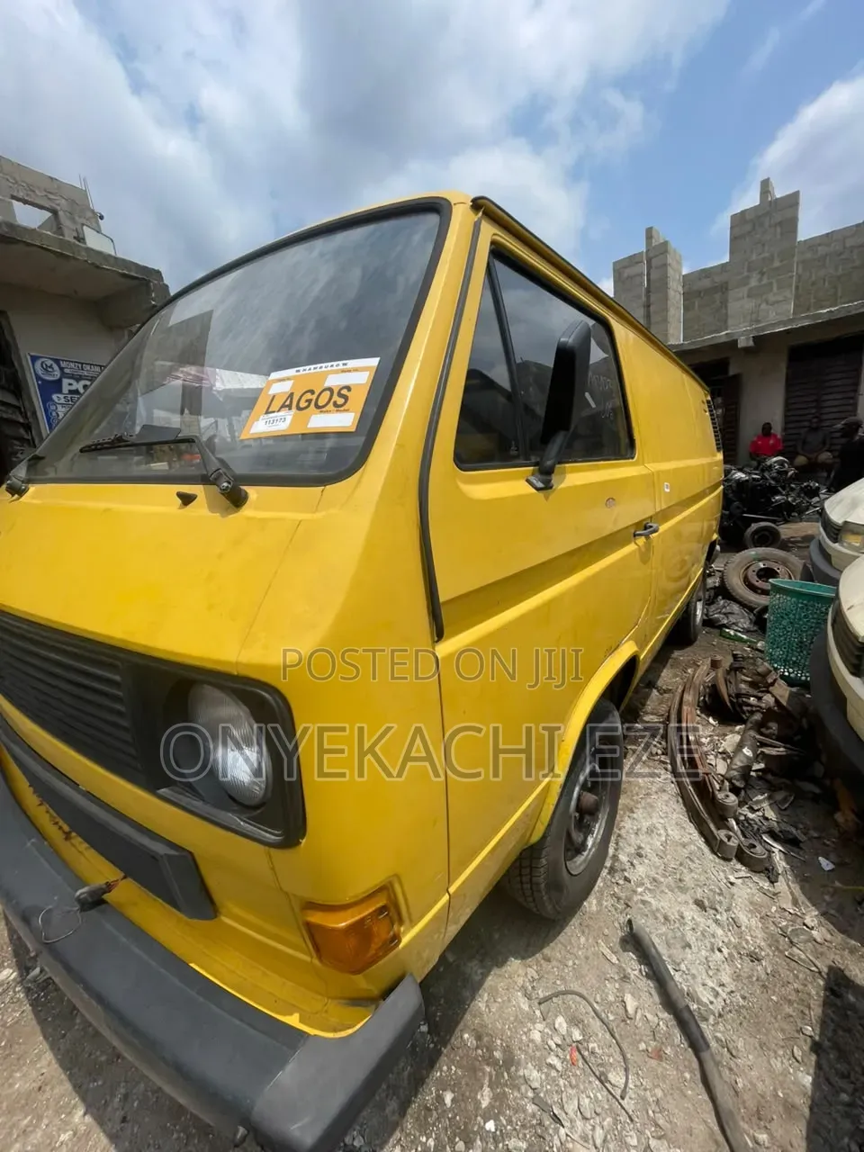 Volkswagen Transporter 2003 Yellow