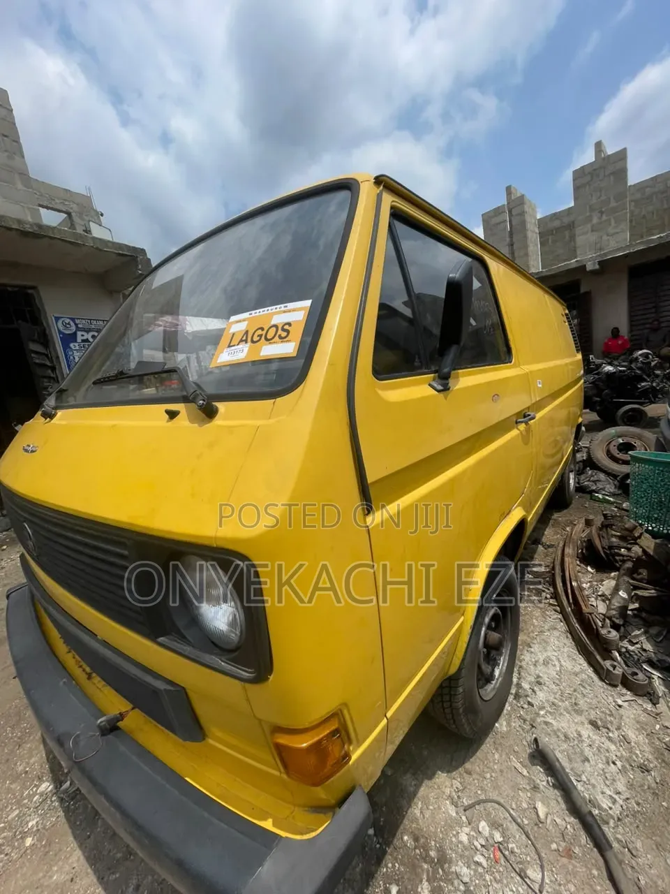 Volkswagen Transporter 2003 Yellow