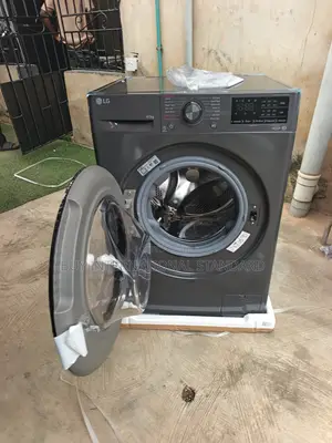 LG F4V3RYP6JE Front Load Washer for Personal Laundry Use