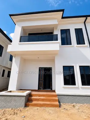 4bdrm Duplex in Apple Garden City,, New Layout for sale