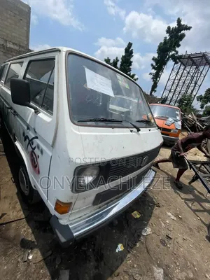 Volkswagen Transporter 2003 White
