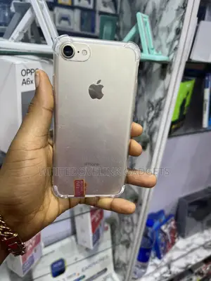 Apple iPhone 7 32 GB Silver