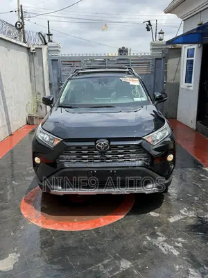 Toyota RAV4 Limited AWD 2019 Black