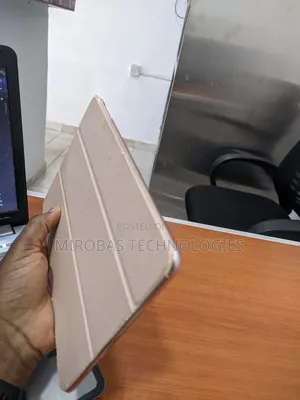 Apple iPad Air (2020) Wi-Fi 128 GB