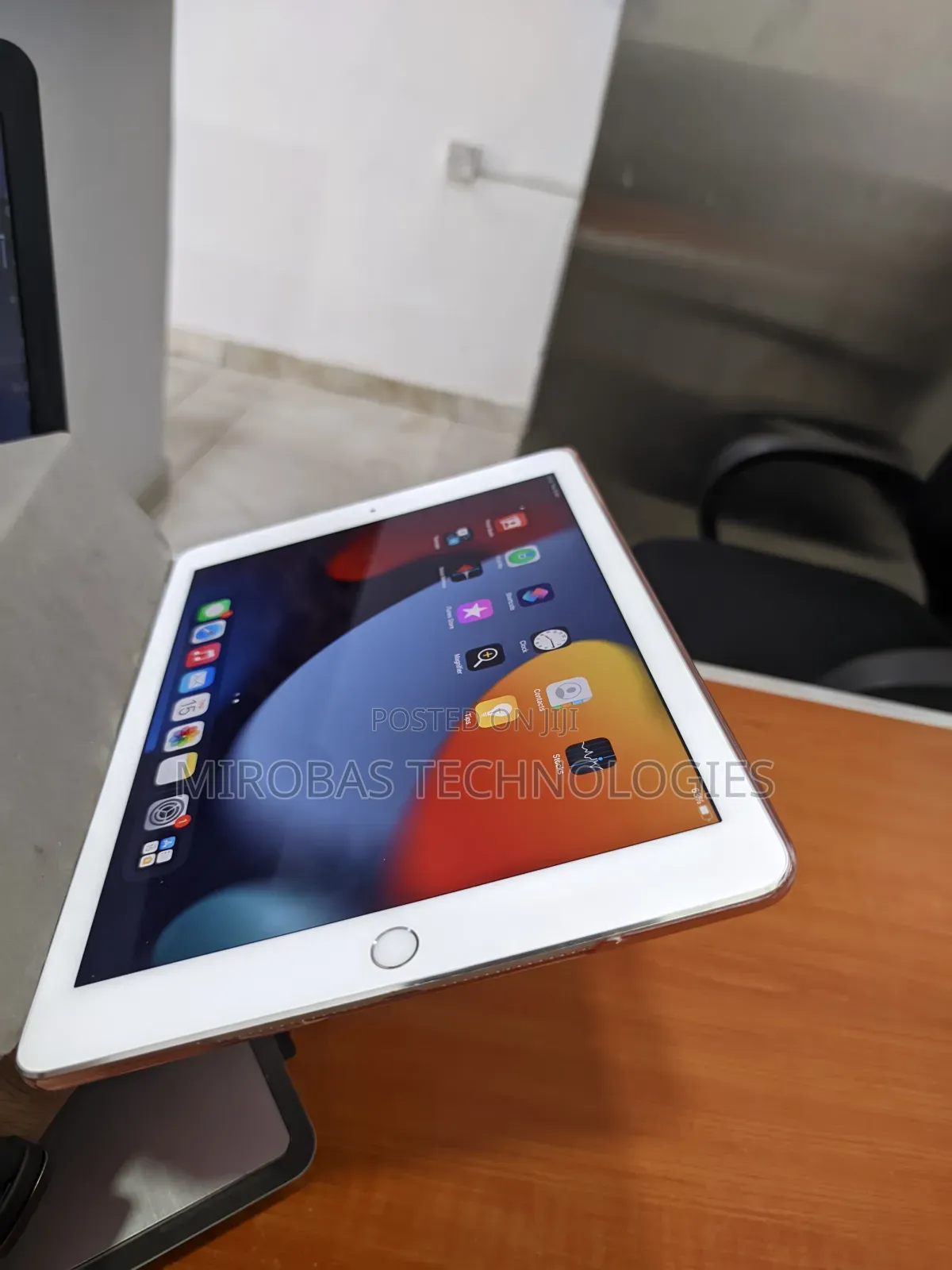 Apple iPad Air (2020) Wi-Fi 128 GB
