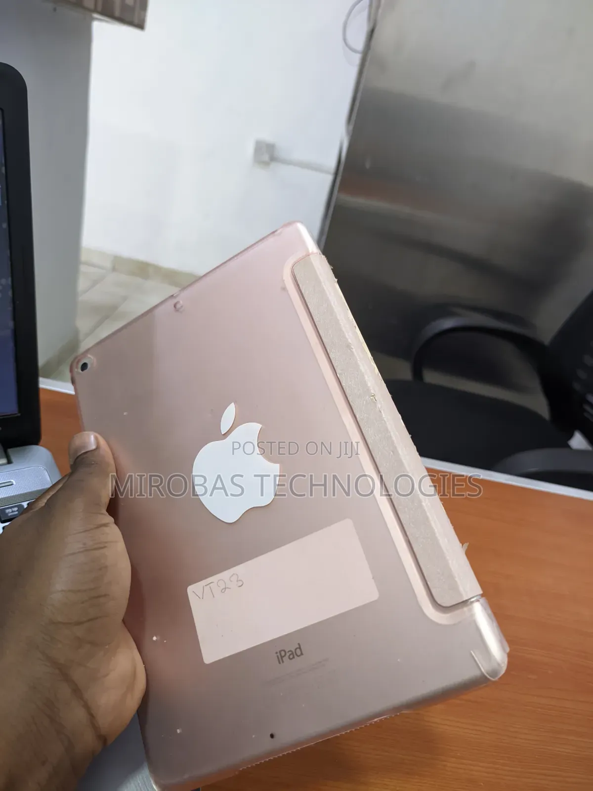 Apple iPad Air (2020) Wi-Fi 128 GB