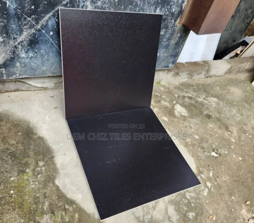 Plain Black 60cm* 60cm Matt Goodwill