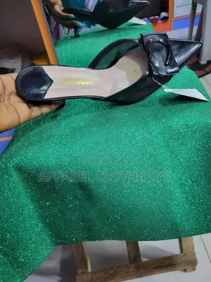 Half Black Becodei Shoe