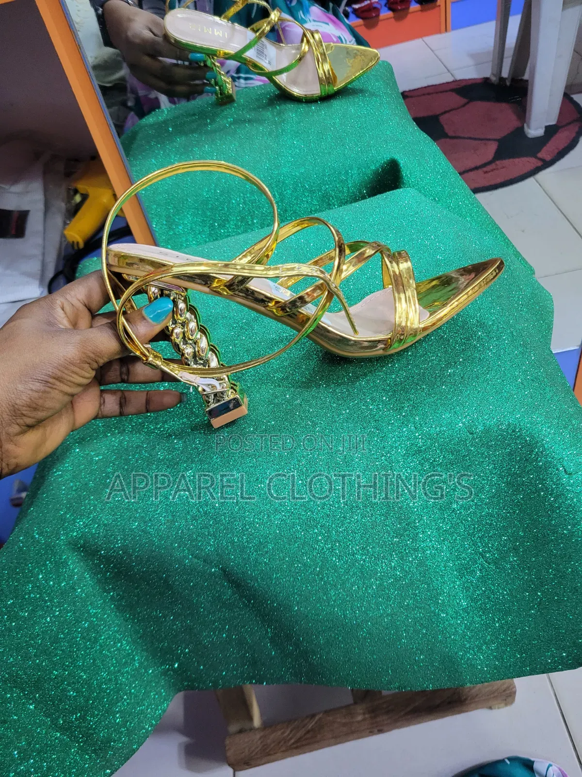 Gold Sinmi Shoes
