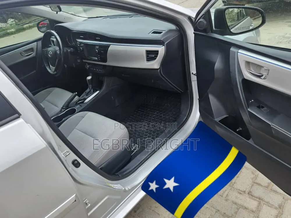 Toyota Corolla 2016 Silver