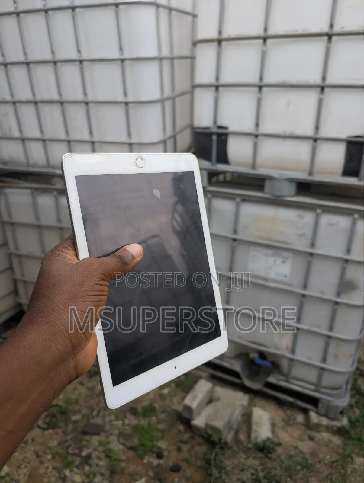 Apple iPad 9.7 128 GB Gray