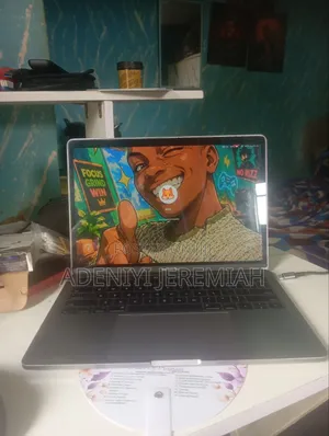 Laptop Apple MacBook Pro 2017 8GB Intel Core i5 SSD 256GB