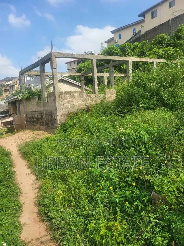 Plot With Structure in Magodo Phase 1 Isheri