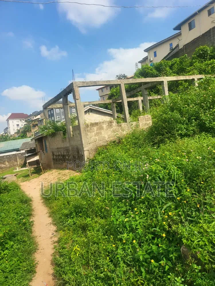 Plot With Structure in Magodo Phase 1 Isheri