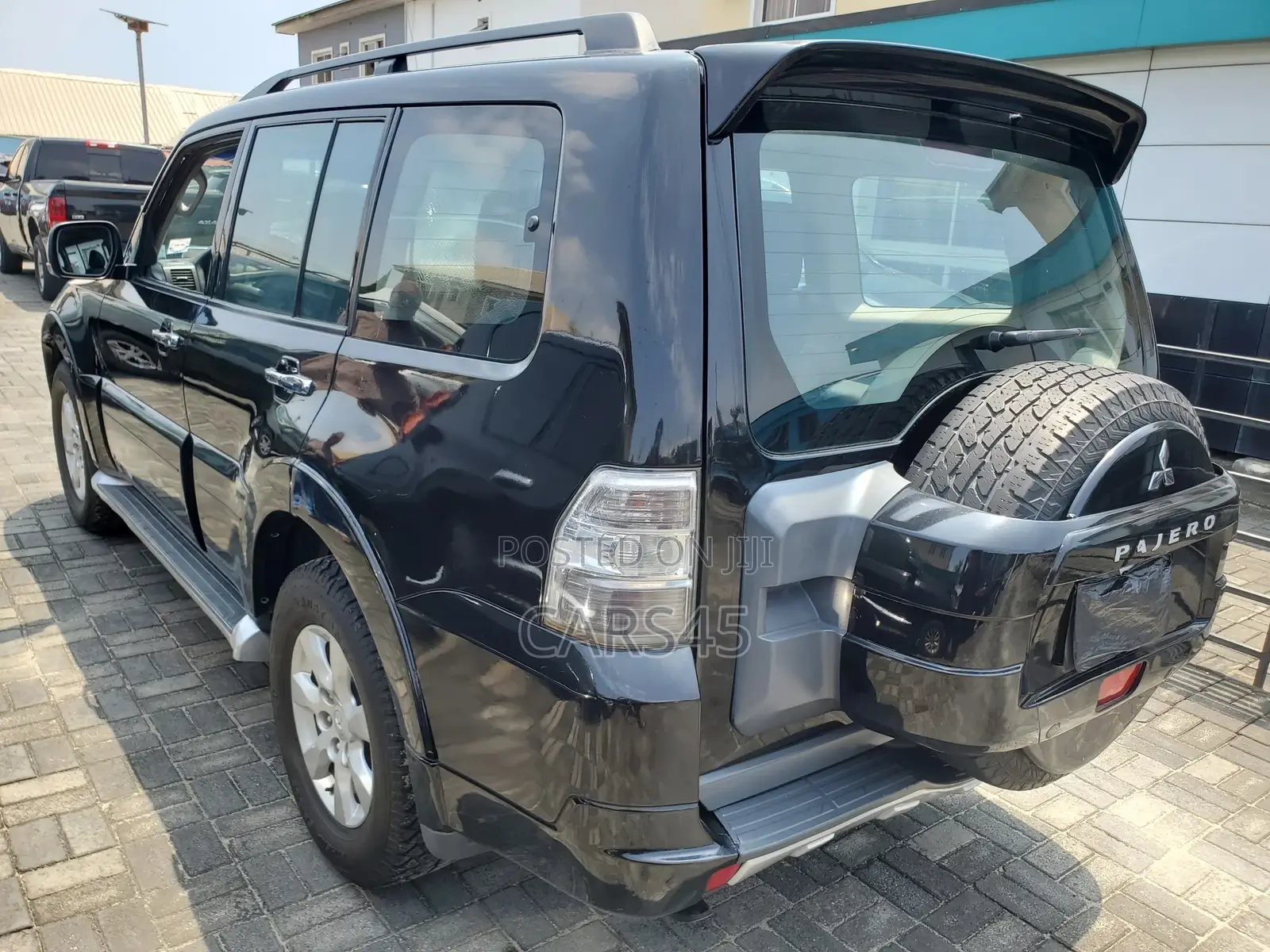 Mitsubishi Pajero 2012 Black