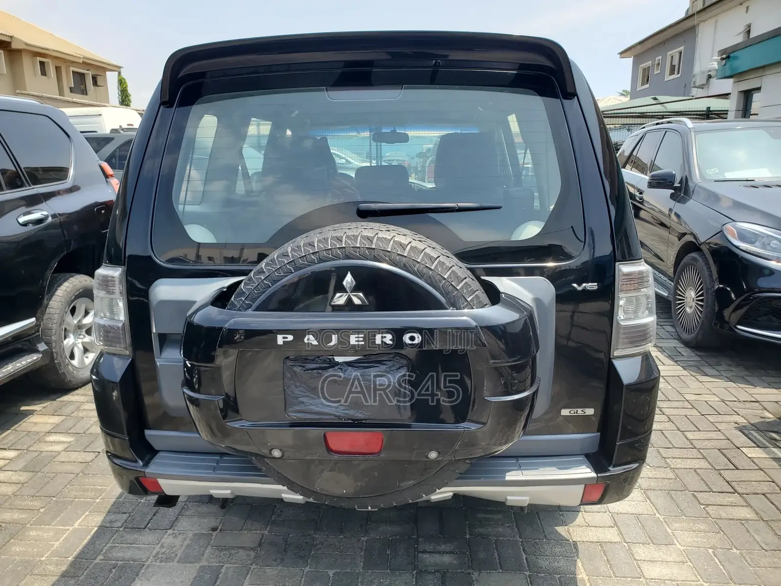 Mitsubishi Pajero 2012 Black