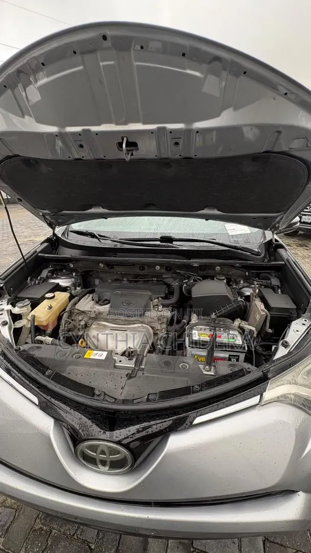 Toyota RAV4 2018 Silver