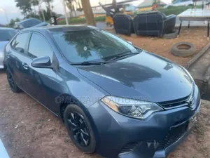 Toyota Corolla LE 4dr Sedan (1.8L 4cyl CVT) 2016 Blue