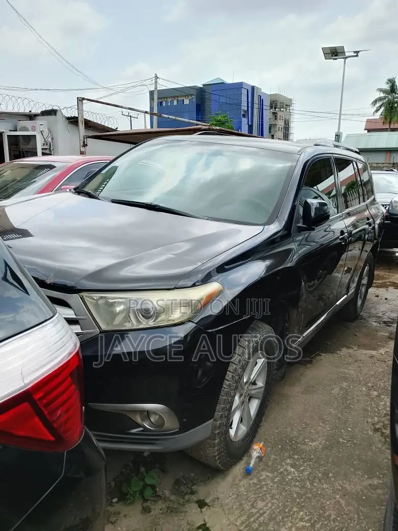 Toyota Highlander 2012 Black