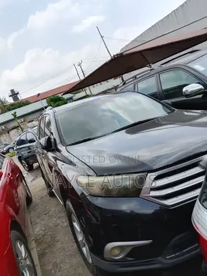Toyota Highlander 2012 Black