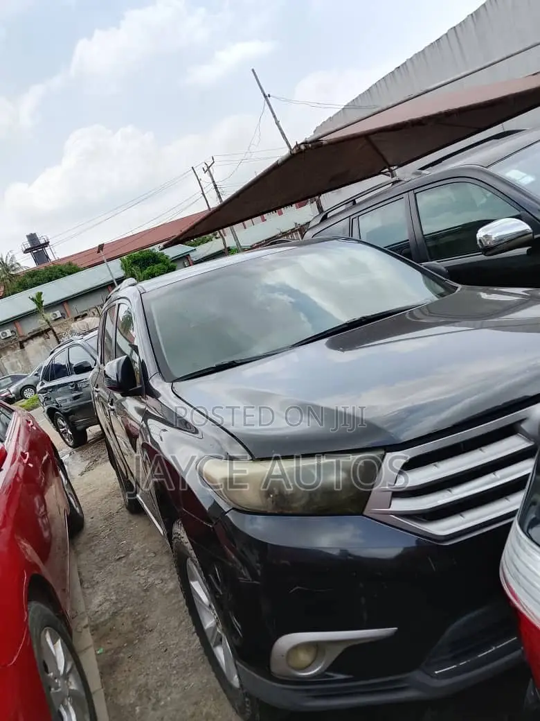 Toyota Highlander 2012 Black