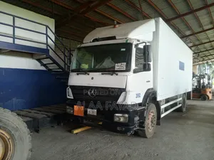 Mercedes Axor