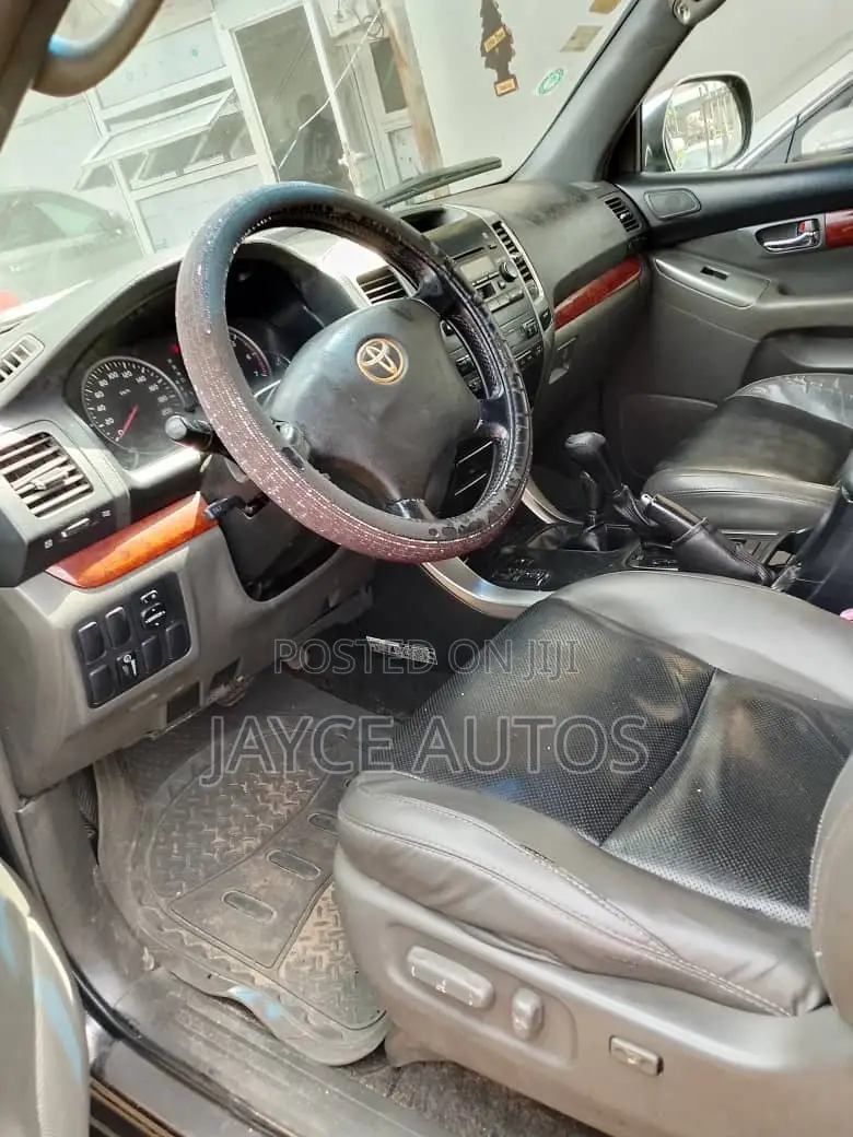Toyota Land Cruiser Prado 2007 Black