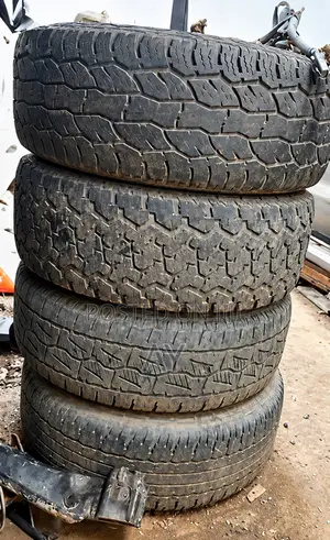 Tire 265/65r17 for Sale